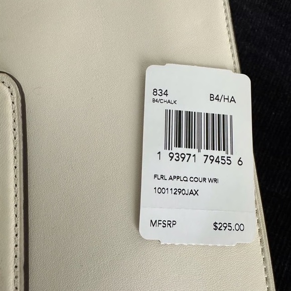 NWT - Coach COURIER WRISTLET/CLUTCH WITH FLORAL APPLIQUÉ (COACH 834) BRASS/CHALK - Picture 11 of 11